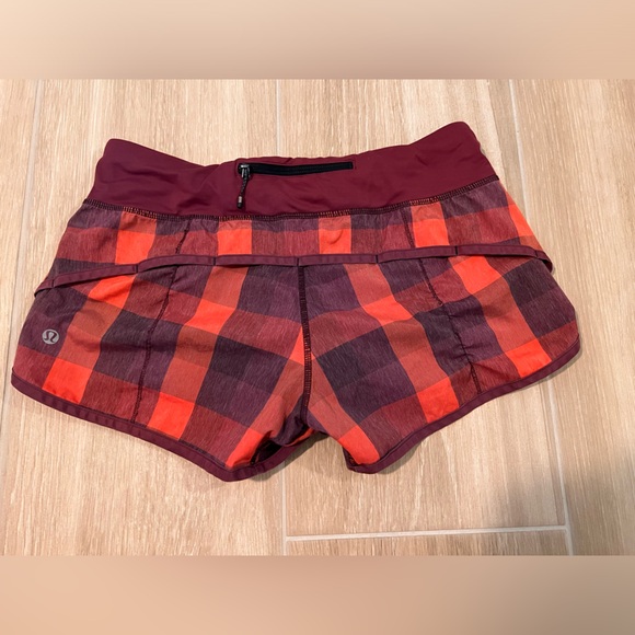 Lululemon Run: Speed Short *2 way Stretch in Yama Check/Rust Berry - Picture 2 of 7